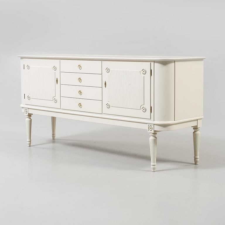 SIDEBOARD, gustaviansk stil, 1900-talets andra hälft.