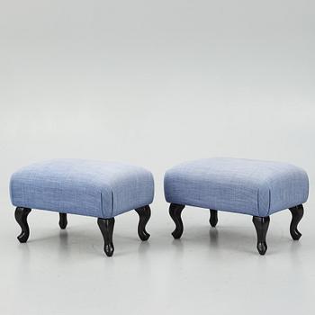 Fåtöljer ett par, med fotpallar, Bröderna Andersson.