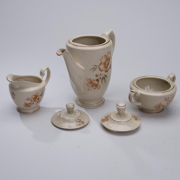 KAHVIASTIASTO, 22 osaa, posliinia, "Myrna", Arabia 1937-49.