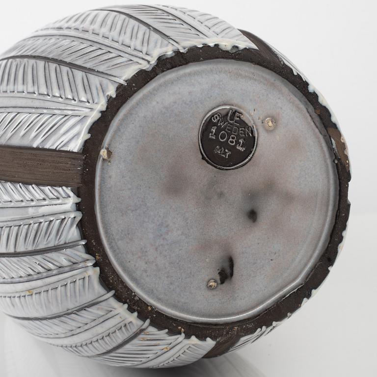 Anna-Lisa Thomson, golvvas, lergods, "Paprika", Upsala-Ekeby.