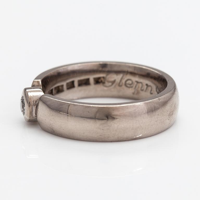Ring, 18K vitguld, diamant ca 0.10 ct. Gunnar Berg Silver, Malmö.