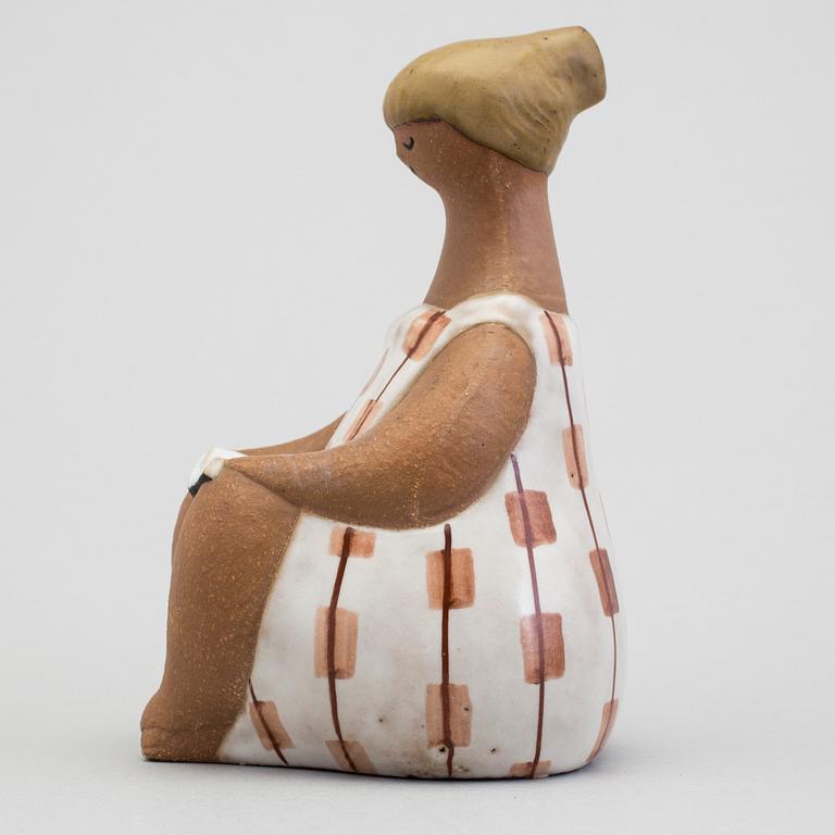 A stoneware sculpture "Charlotta" by Lisa Larson, Gustavsberg.