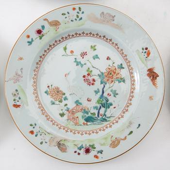 Plates 8 pcs and a serving dish similar China 18th century porcelain.