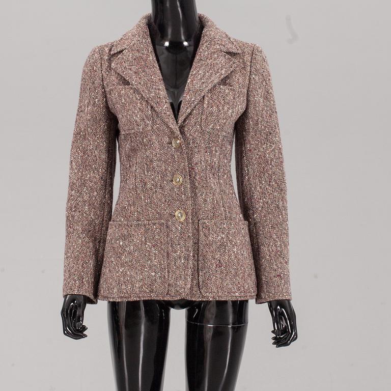 KAVAJ, Yves Saint Laurent.