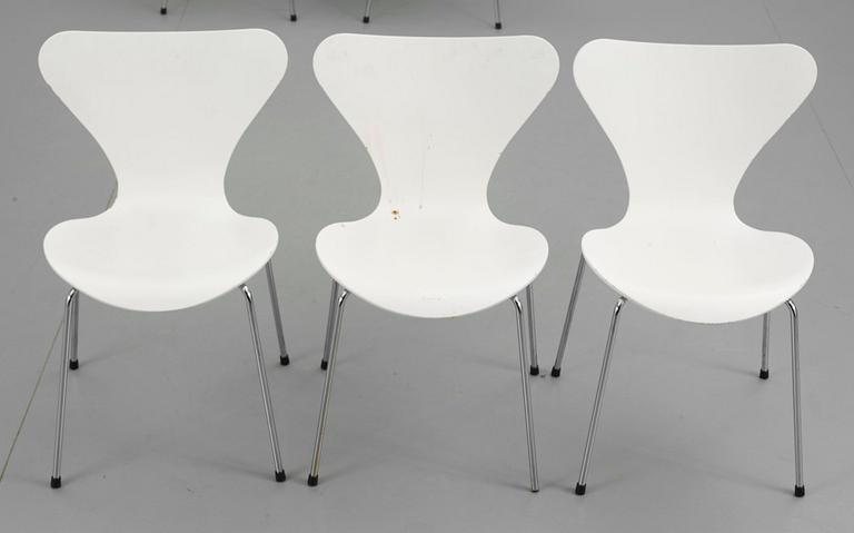 STOLAR, 10st. "Sjuan", Arne Jacobsen, Fritz Hansen.