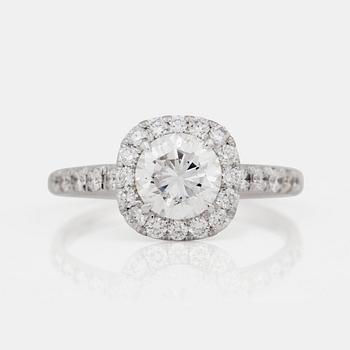 A brilliant-cut diamond ring. 1.38cts in total.