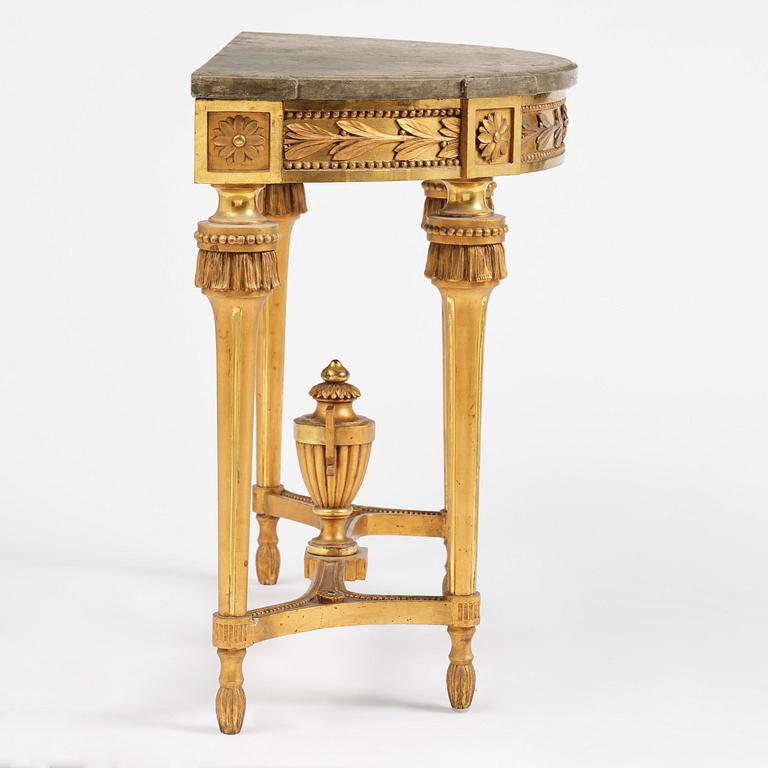 Konsolbord, Stockholmsarbete, sent 1700-tal, Gustavianskt.