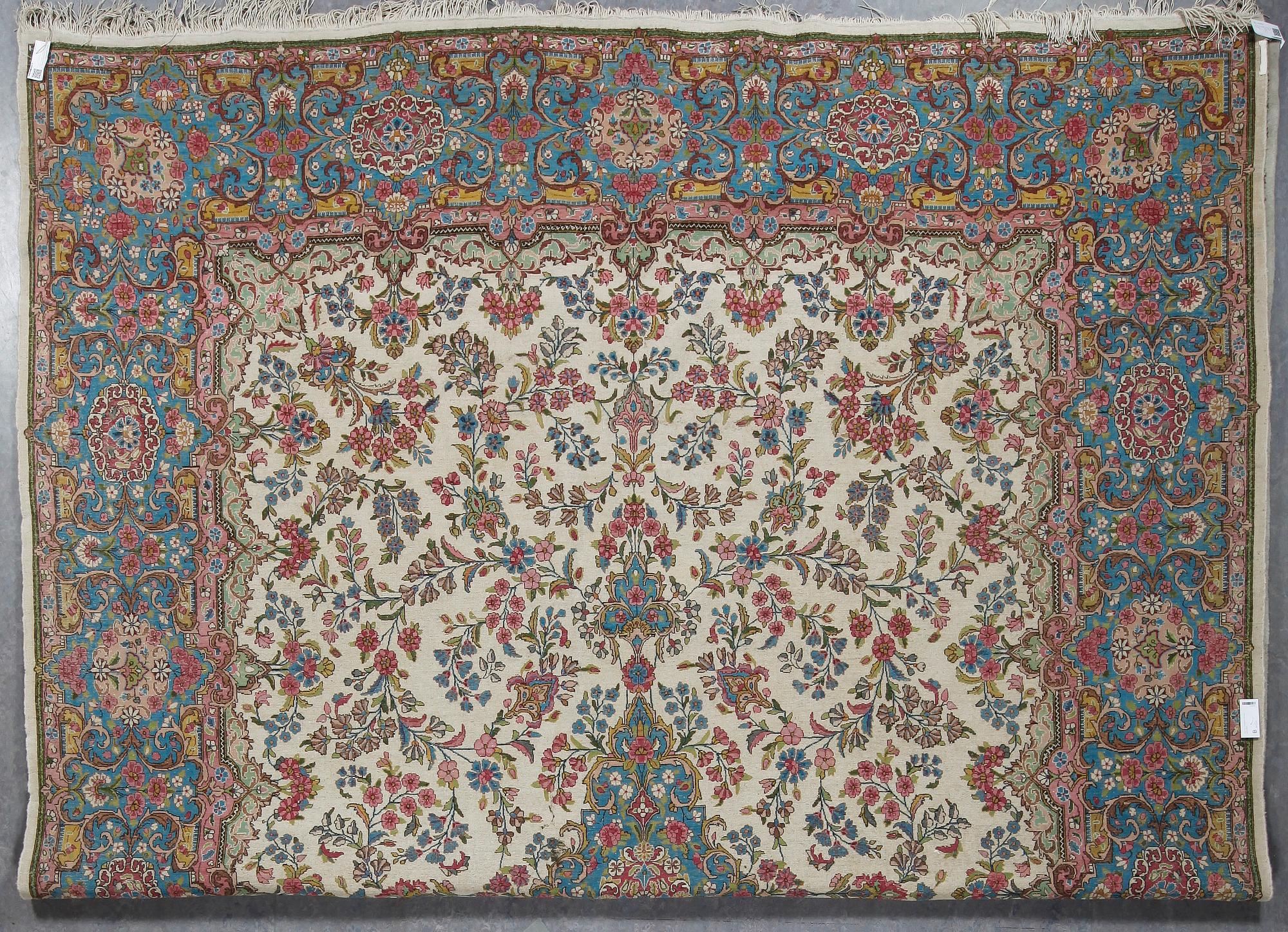 MATTA, semiantik Kirman, ca 400x300 cm     431,5 x 304.