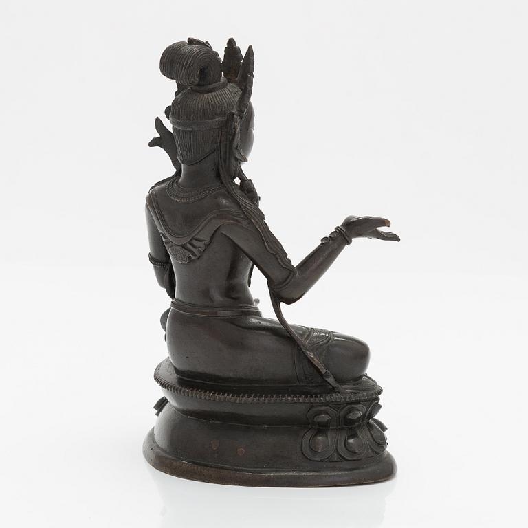 A bronze figure of a crowned goddess, Qing dynasty, 18th Century.