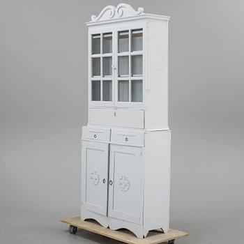 VITRINSKÅP, 1800-tal.