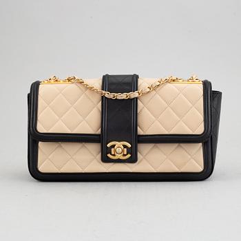Chanel, a two tone quilted leather 'Flap Bag', 2014-15.