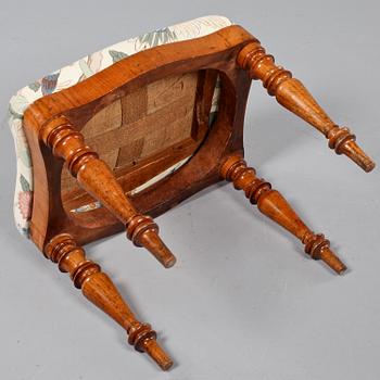 TABURETT, omkring 1800-talets mitt.