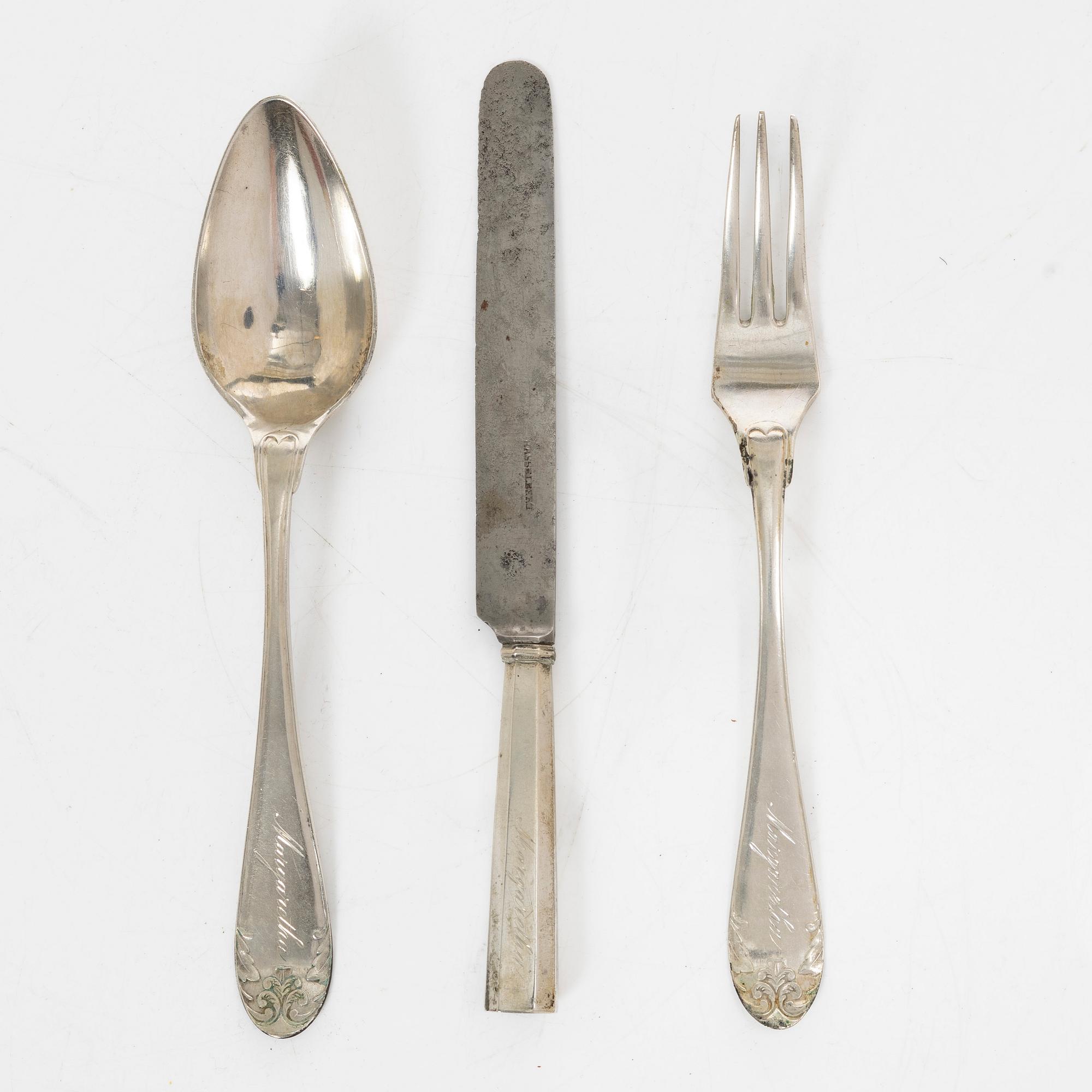 A three piece silver travel cutlery set in case, mark of Johan Carlsson, Norrköping 1833-34.
