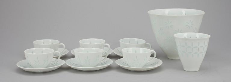 MOCKAKOPPAR, 6 st. och SKÅLAR, 2 st, risporslin, Friedl Holzer-Kjellberg, Arabia, Finland 1900-talets senare hälft.