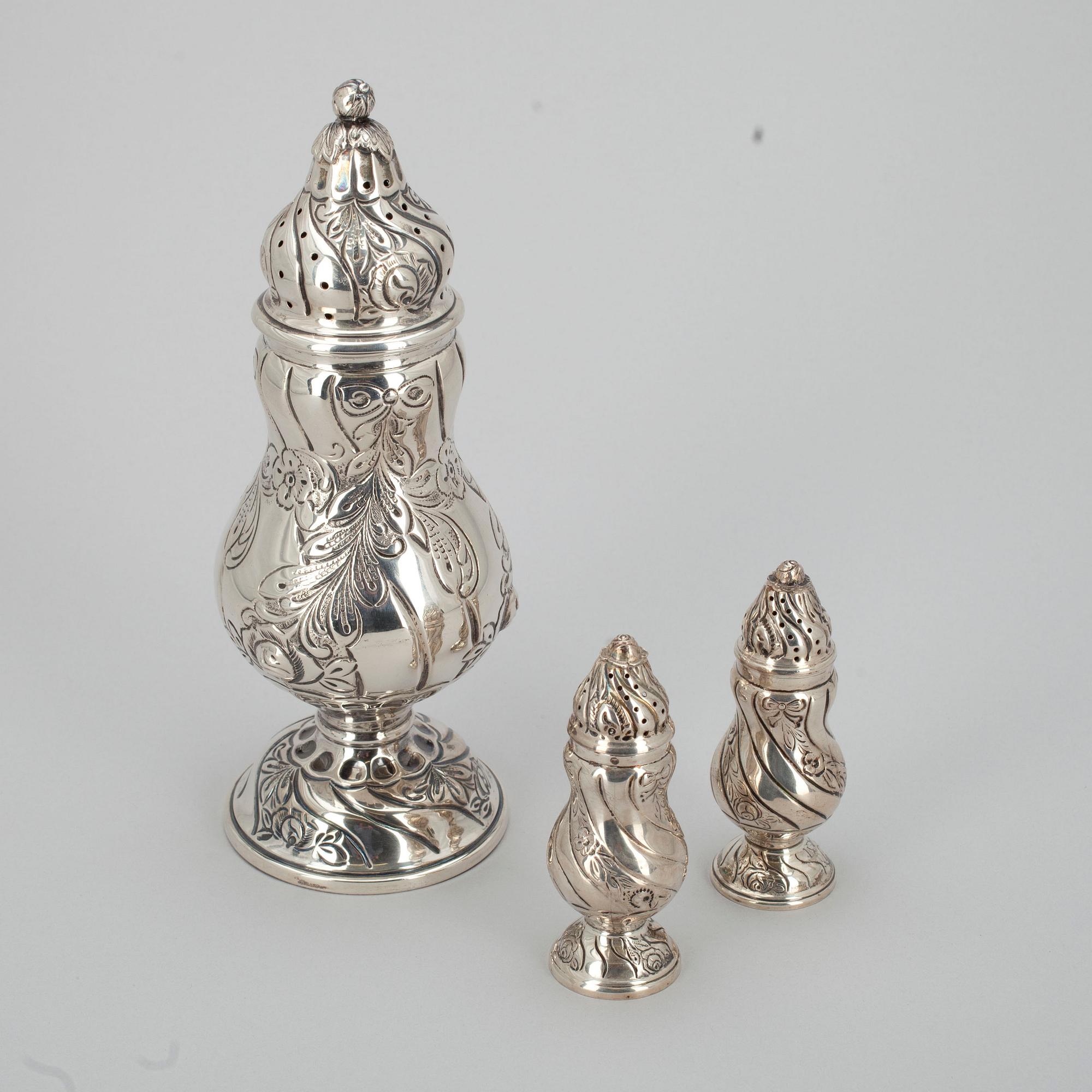 STRÖARE, 3 st, silver, en med finska och svenska stämplar, 1950-tal. Tot. vikt 284 g.