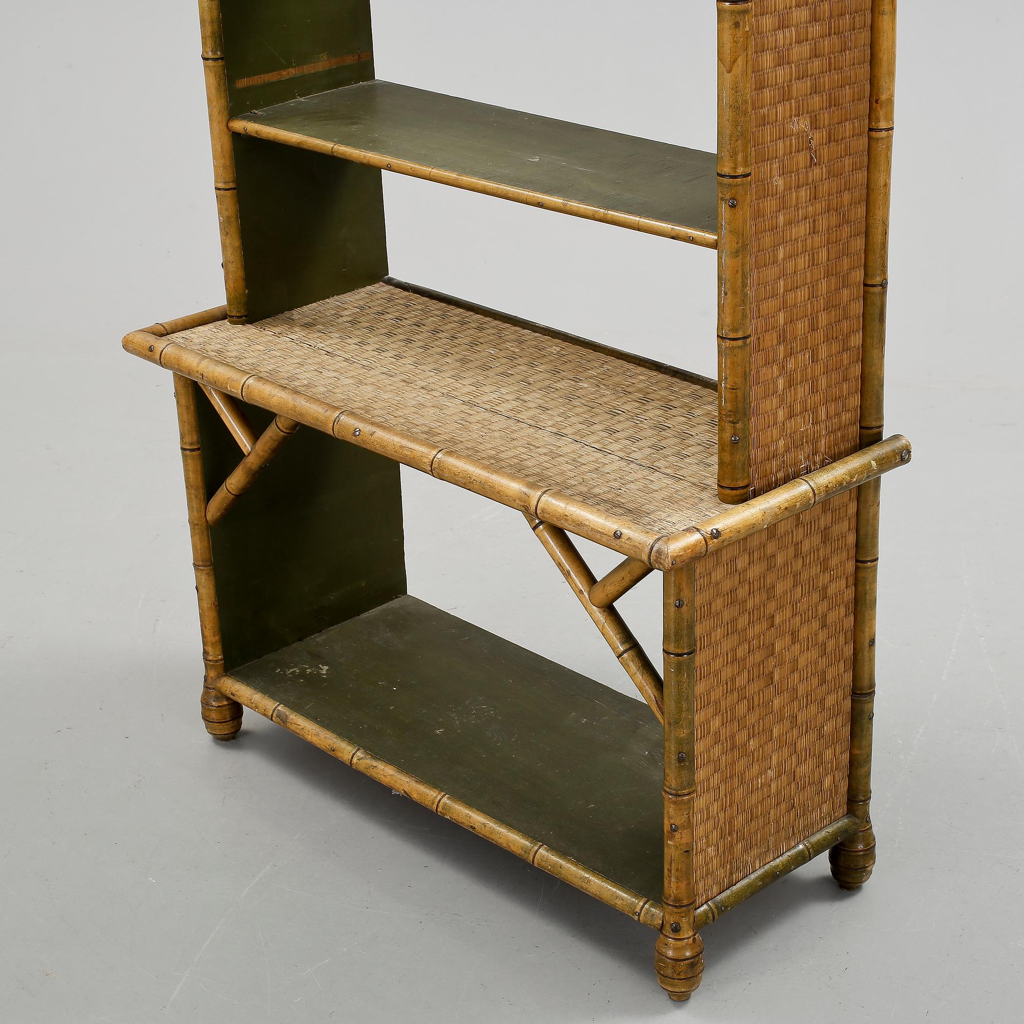 BOKHYLLA, kolonialstil, 1900-tal.