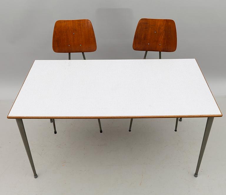 BORD MED STOLAR 2 st, 1900-talets mitt.