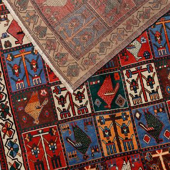 MATTA, Bachtiari, sent 1900-tal, ca 280x150 cm.