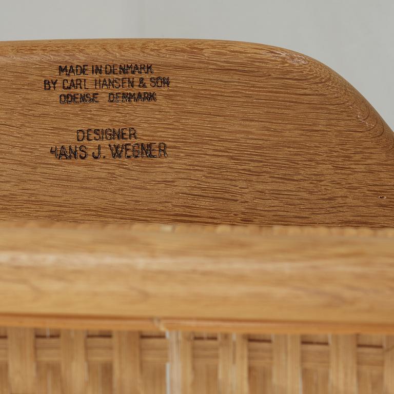 HANS J WEGNER, fåtöljer, ett par "CH-27", Carl Hansen & Son, Danmark.