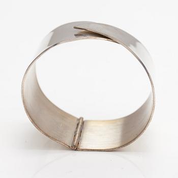 Pekka Piekäinen, Armband, sterlingsilver. Platinoro, Åbo.