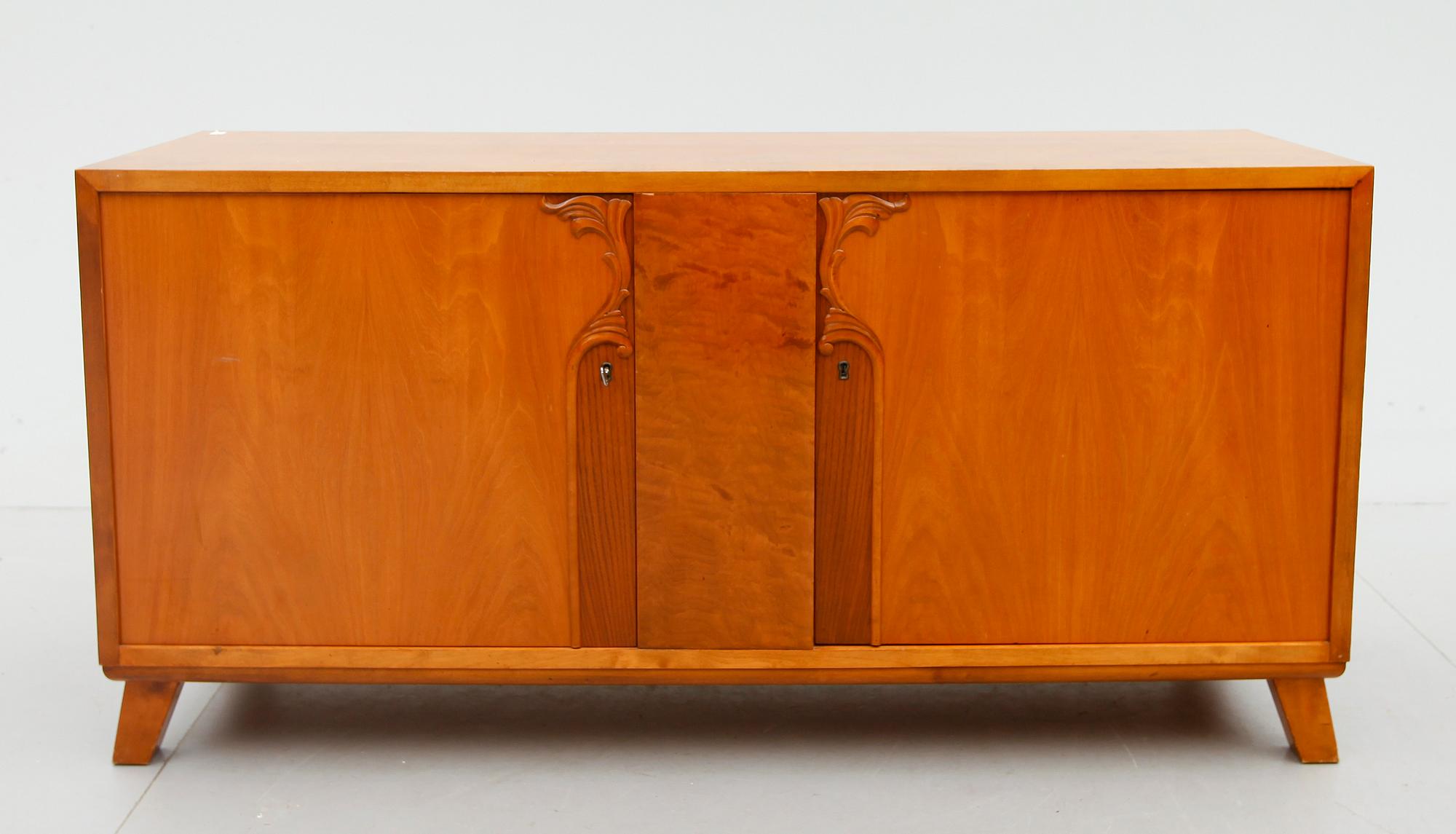 SIDEBORD, 1930-/40-tal.