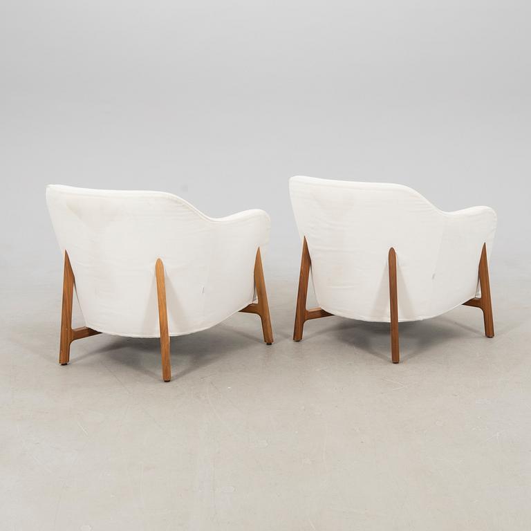 Philippe Nigro, a pair of armchairs, "Pilotis Nigro", for de Padova, 21st century.