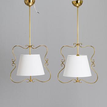 Gunnel Nyman, a pair of mid-20th century '50273' pendant lights for Idman.