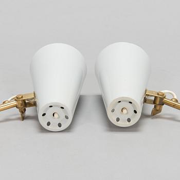 Paavo Tynell, a pair mid-20th century '9459' wall lights for Idman.