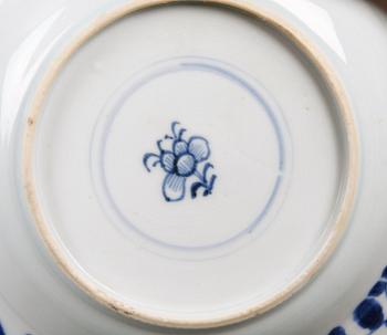 SERVISDELAR, 28 st, porslin, Qianlong, Kina 1700-tal.