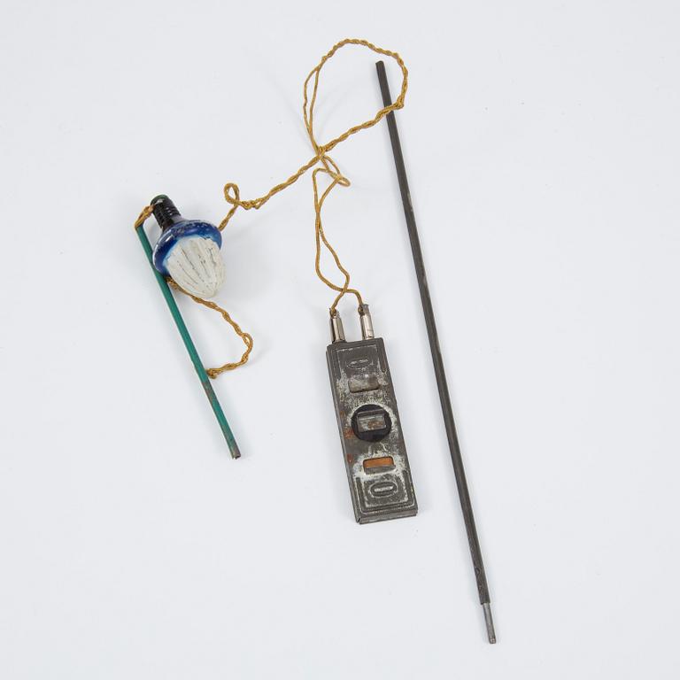 Three O gauge Märklin items, 1930s.