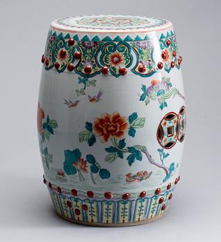 TRÄDGÅRDSPALL, porslin, Kina, 1900-tal.