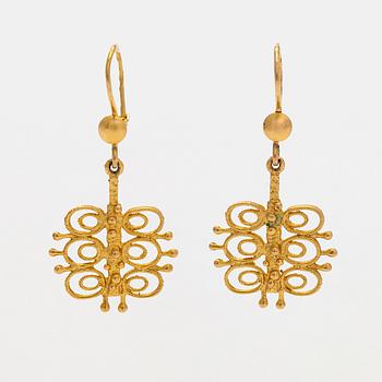 Esko Raitanen, collier, armband och örhängen, 14K guld, Helsingfors 1972.
