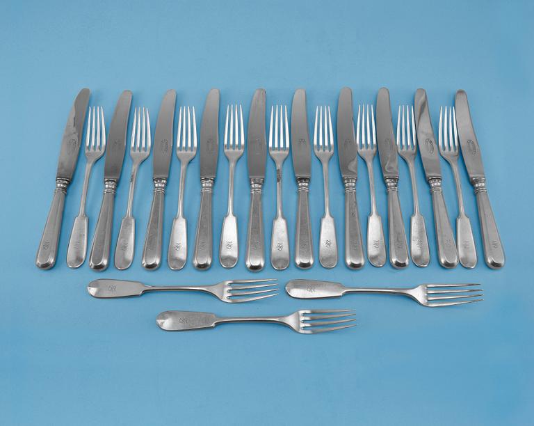 CUTLERY, 10+12. 813 silver Kultakeskus Hämeenlinna 1920 s. "Helsinki" model.