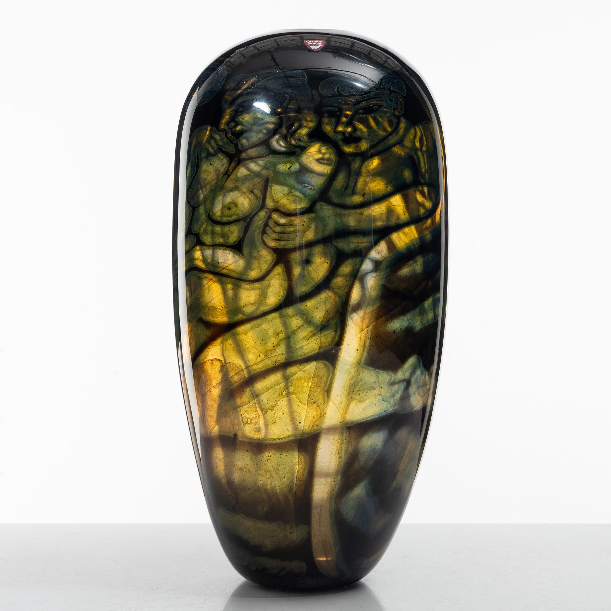 Eva Englund, a graal glass vase, Orrefors 1989.