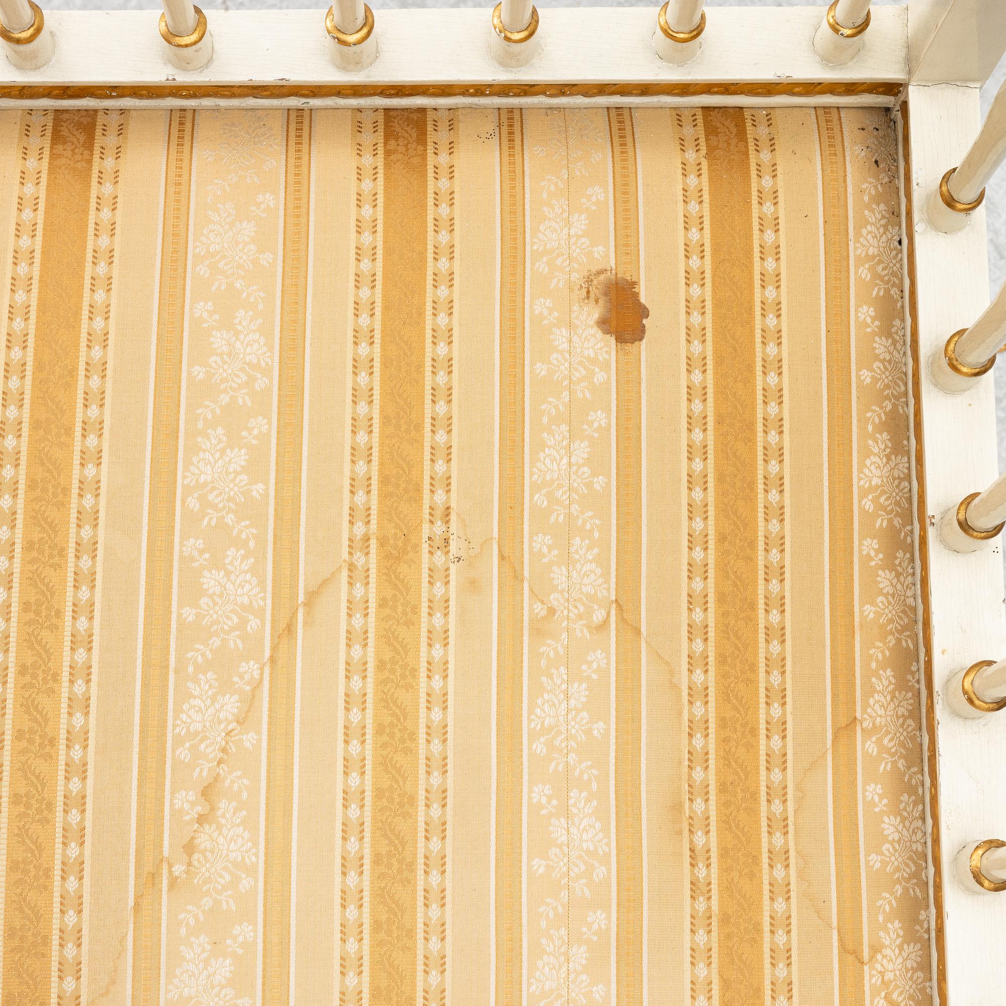 Soffa, sengustaviansk, omkring år 1800.