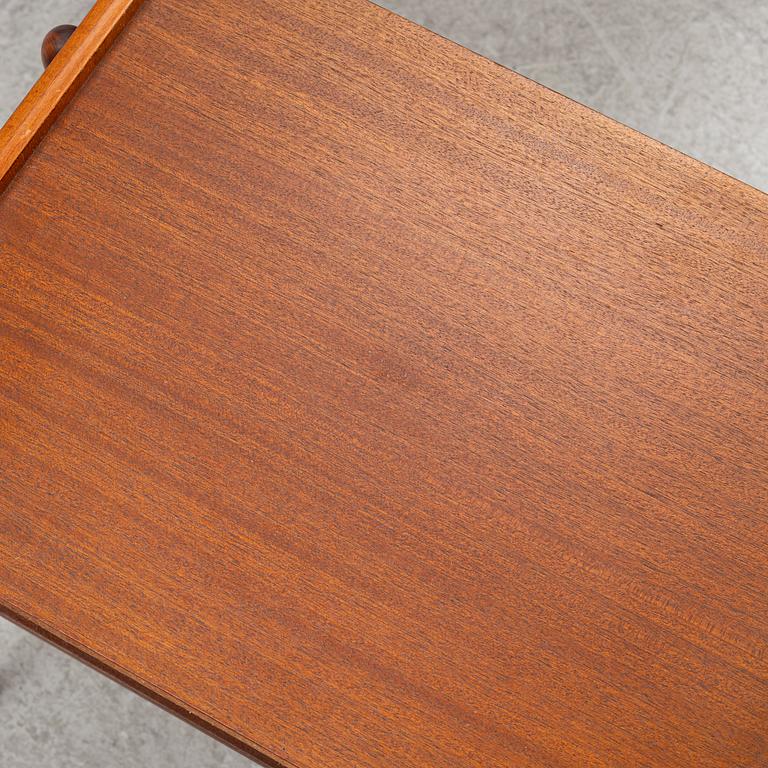 A pair of bedside tabled, AB Carlströms & co Möbelfabrik, Sweden, mid20th century.