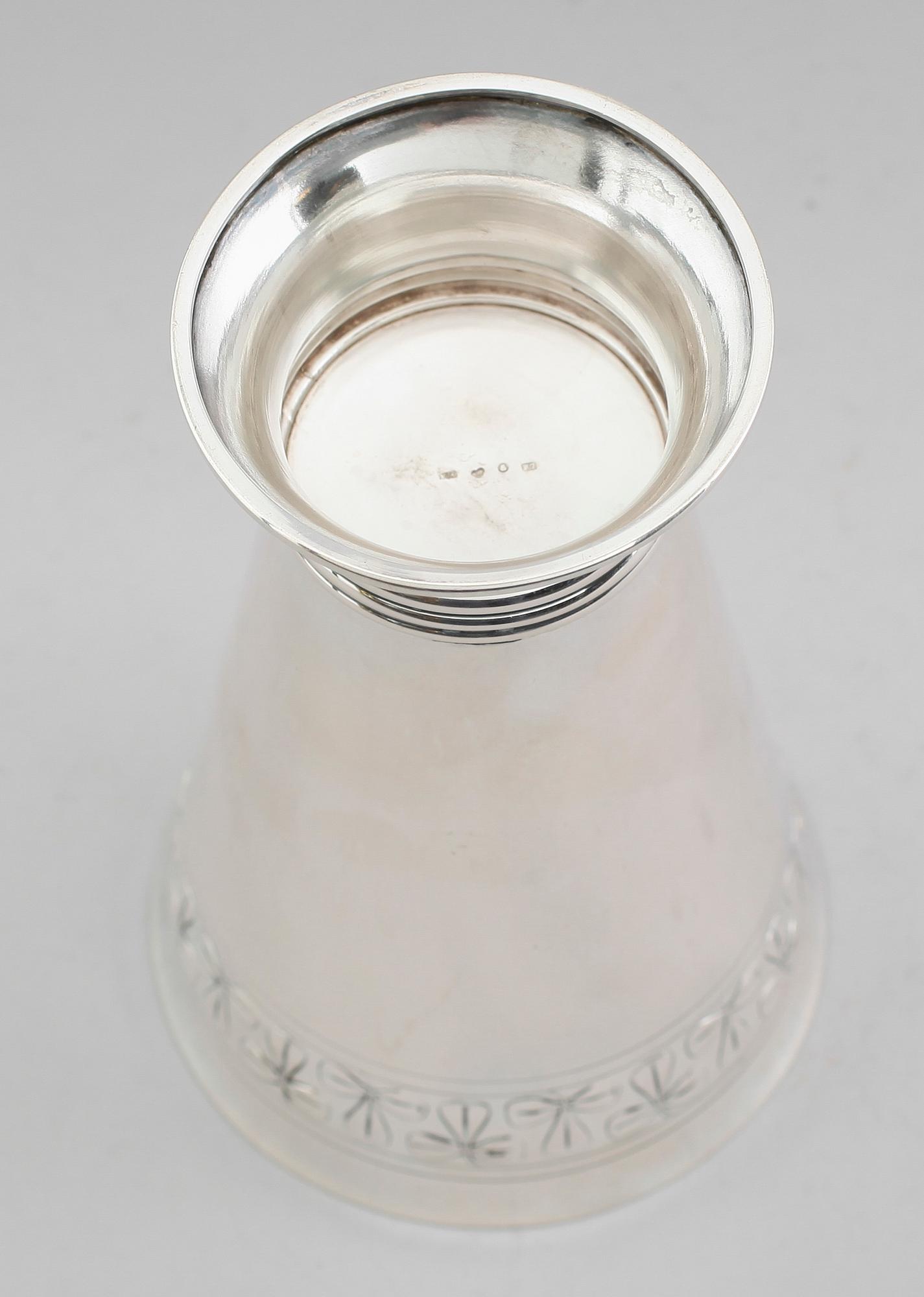 VAS, silver, K Anderson, Stockholm 1908. Vikt ca 213 g.