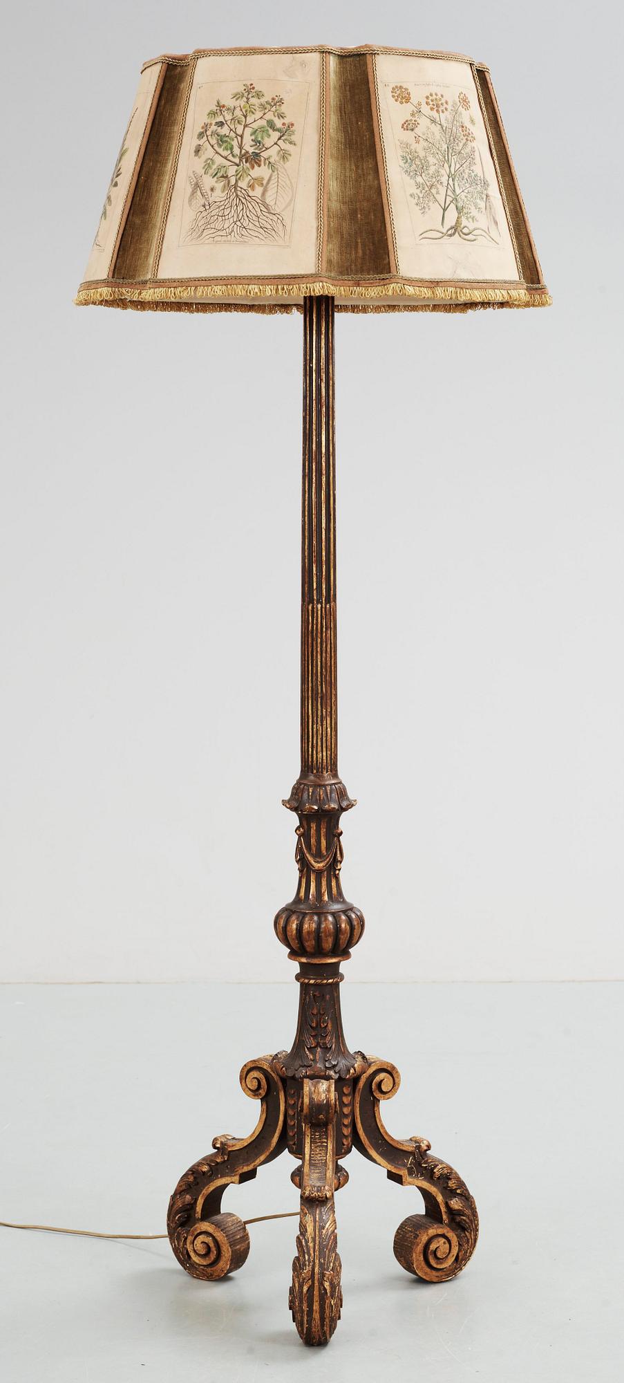 GOLVLAMPA, barockstil, 1900-talets första hälft.