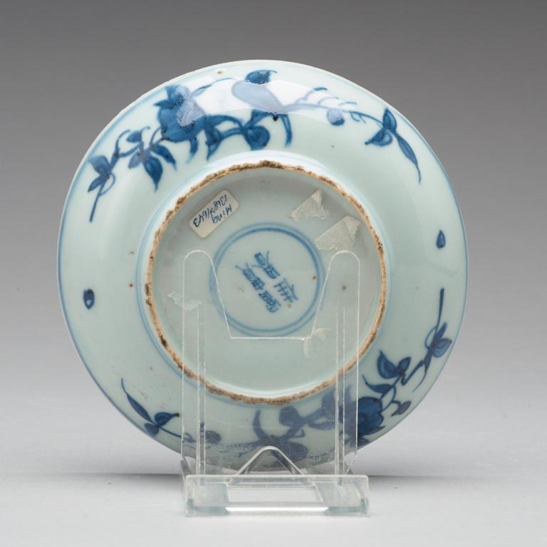 A set of 10 (9+1) blue and white dishes, Ming dynasty, Tianqi/Chongzhen.