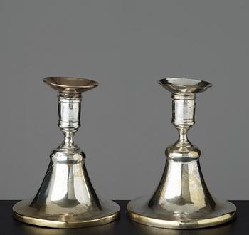 LJUSSTAKAR, ett par, tillhört Silfversparre, Sverige, 1700-talets andra hälft.