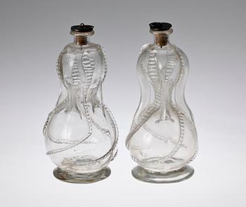 KLUCKAFLASKOR, 2 st, glas, Sverige 1700/1800-tal.