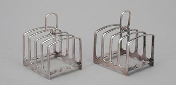 TOASTSTÄLL, ett par, silver, Sheffield 1936. Vikt 229 g.