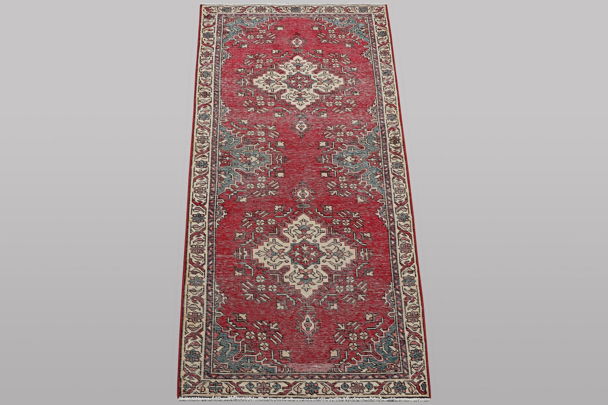 A runner carpet, Persian, Vintage Design, ca 229 x 75 cm.