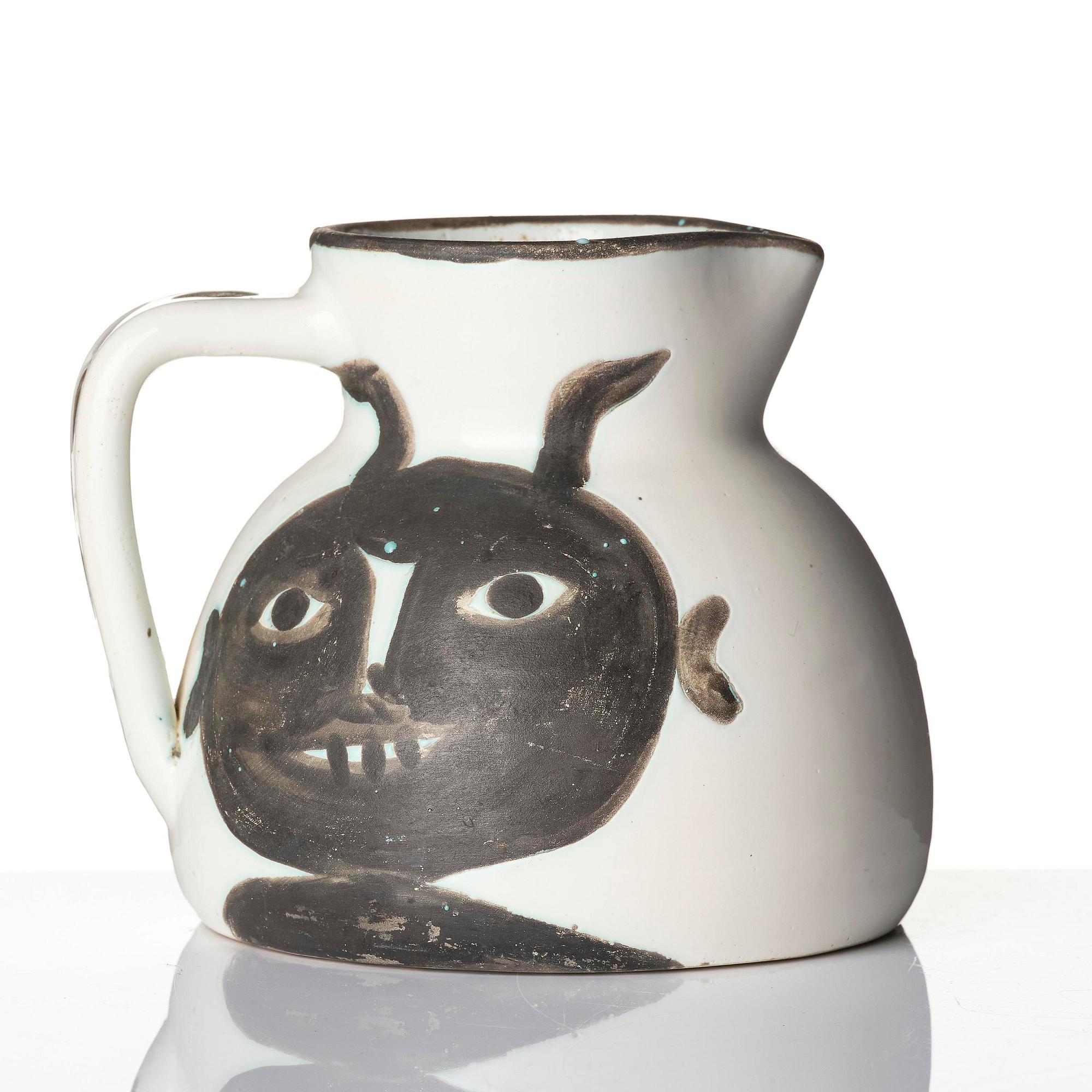 Pablo Picasso, kanna, fajans, "Têtes" (A.R. 367), Madoura, Vallauris, Franrike, efter 1956.