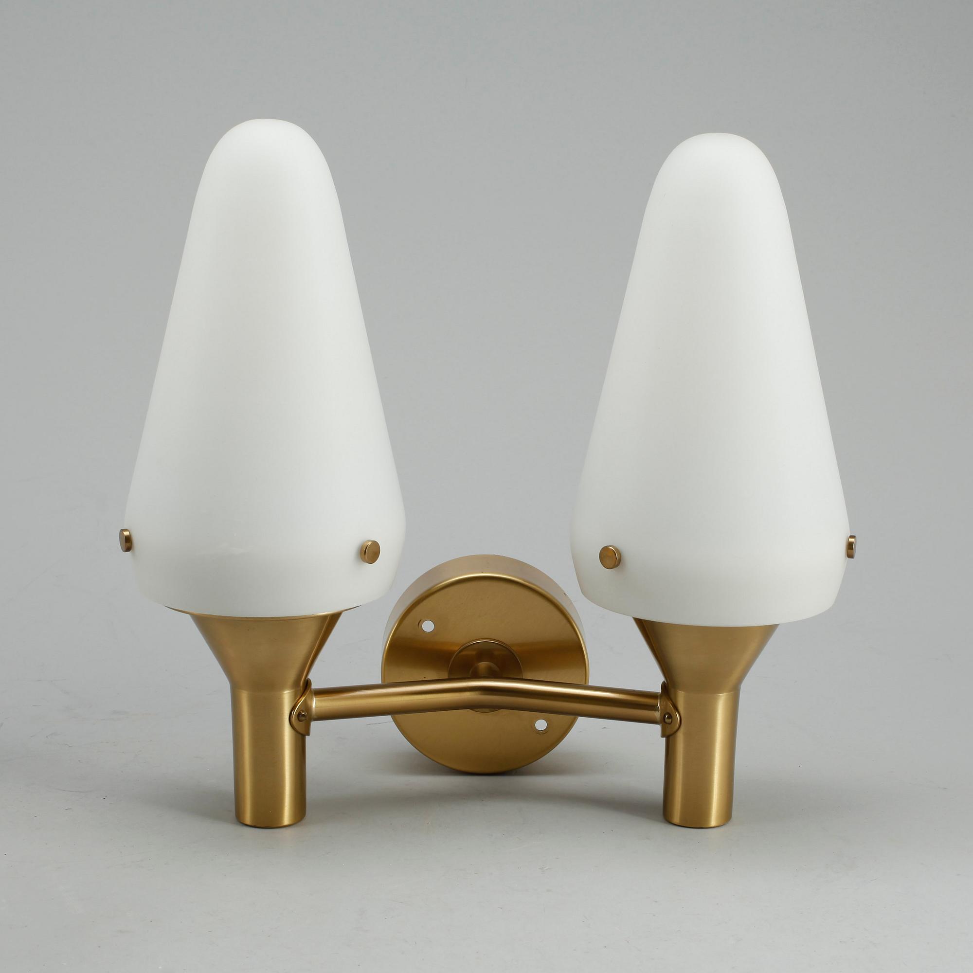 VÄGGLAMPOR, ett par, Hans-Agne Jacobsson, Markaryd.