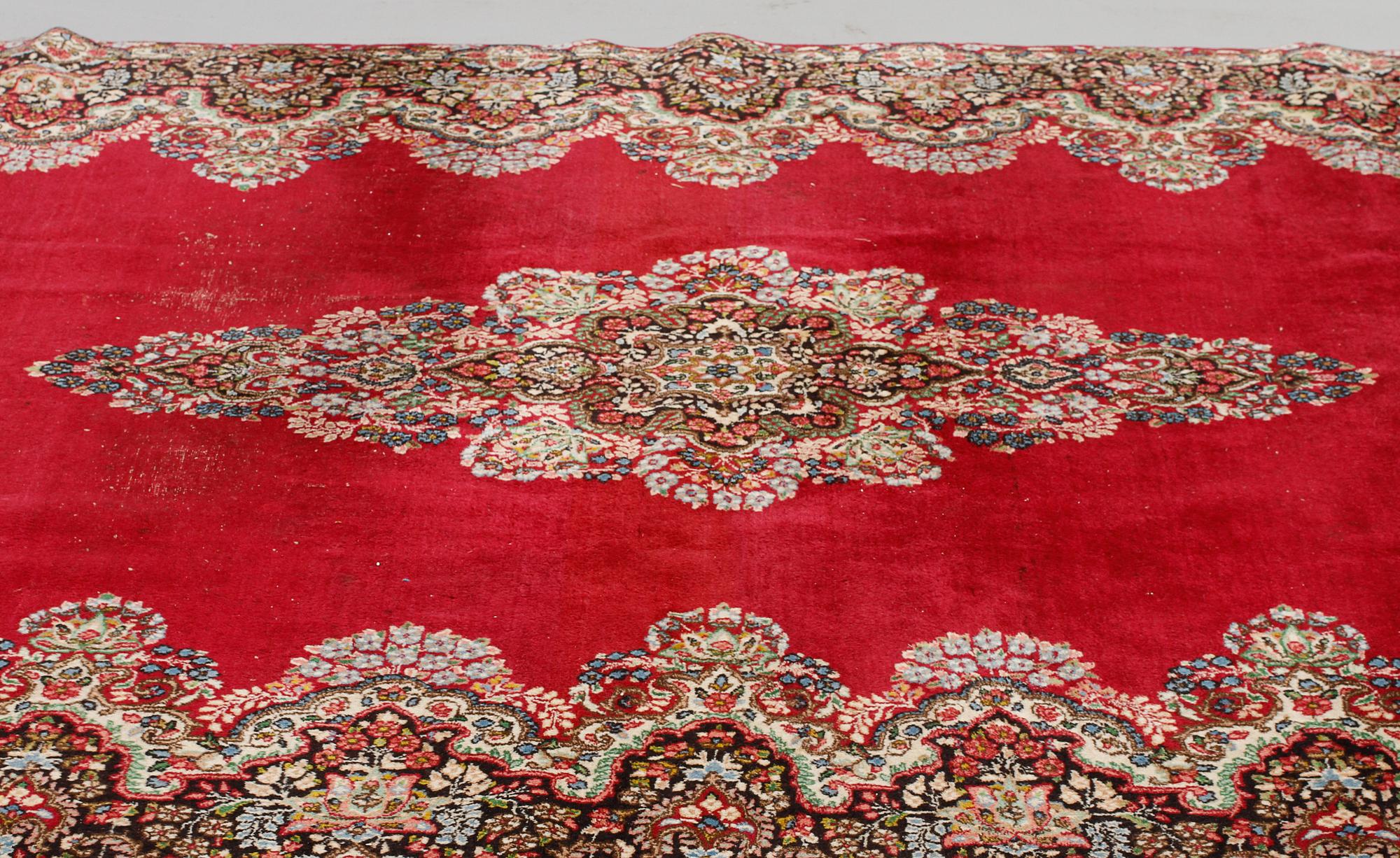 MATTA, Kirman, old, ca 306 x 204 cm.