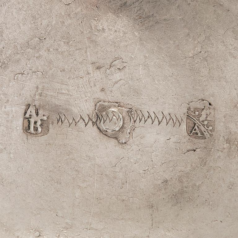 Kaffekoppar, ett par, silver och förgyllt silver (12L), sannolikt A F Bergmüller, Weissenfels, ca 1820. Empir.