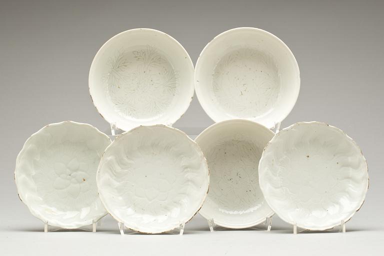 FAT OCH SKÅLFAT, 3+3 st, porslin, Kina, troligen Ming, 1600-tal.