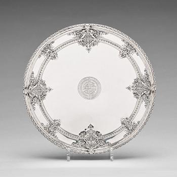 223. An Amarican late 19th century / early 20th century silver 925/1000 cake dish, marked JE Caldwell, Phila.