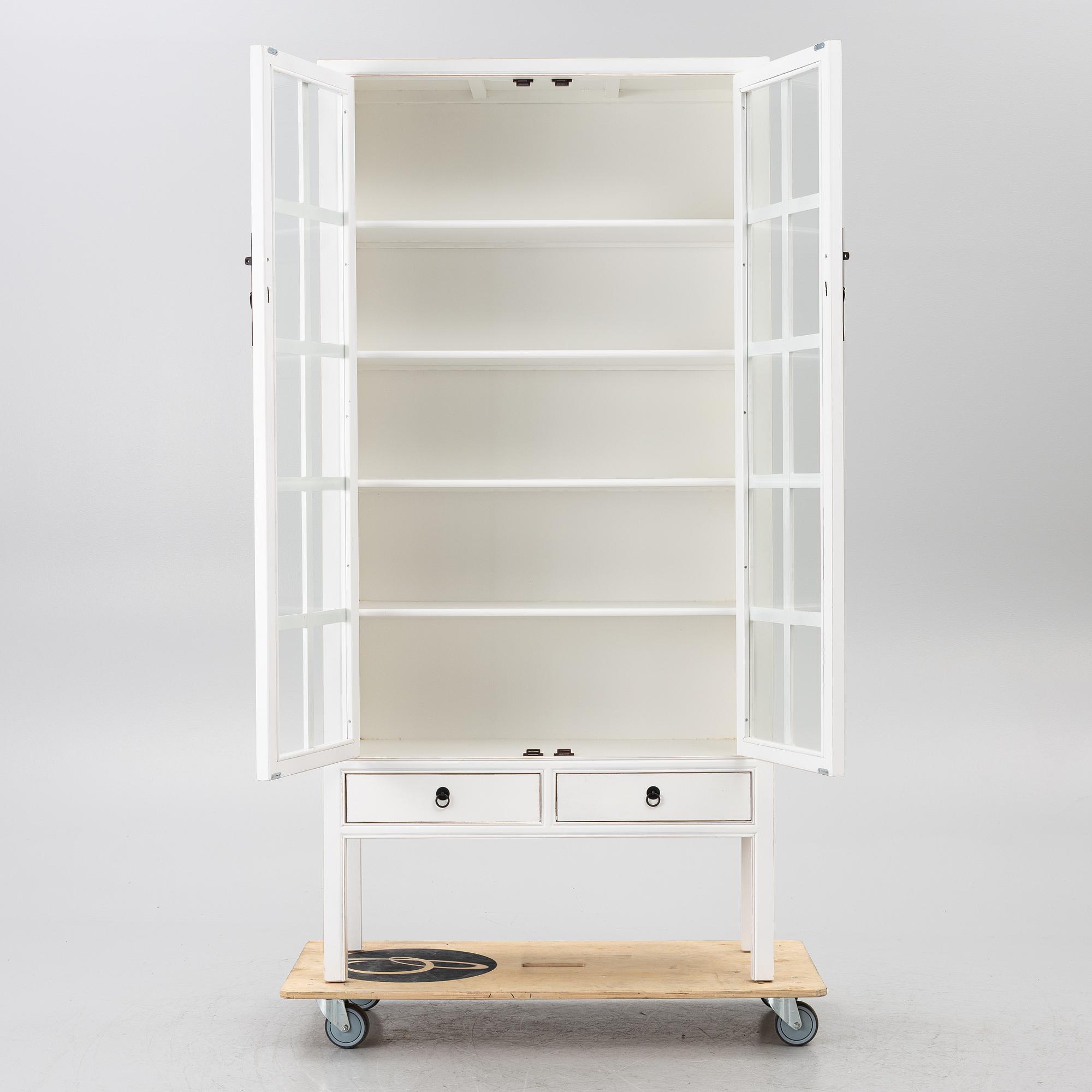 Contemporary display cabinet.